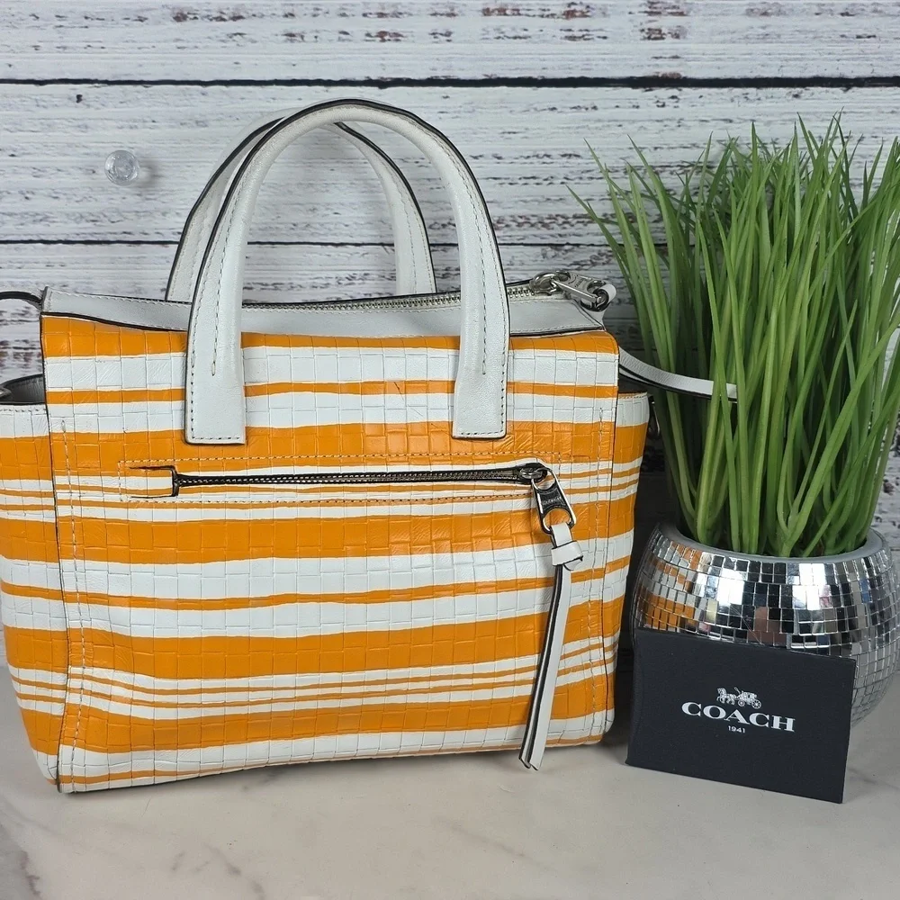 COACH BLEECKER MINI‎ CROSSBODY SHOULDER BAG RILEY CARRYALL MANDARIN WHITE PURSE